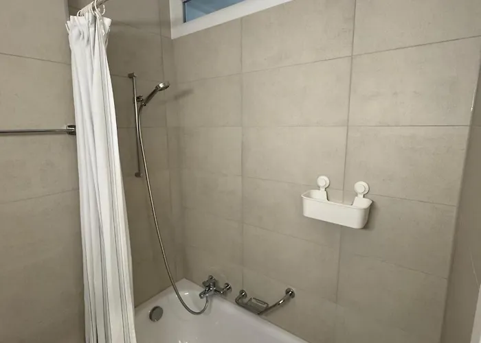 Cosy In Flon Daire *